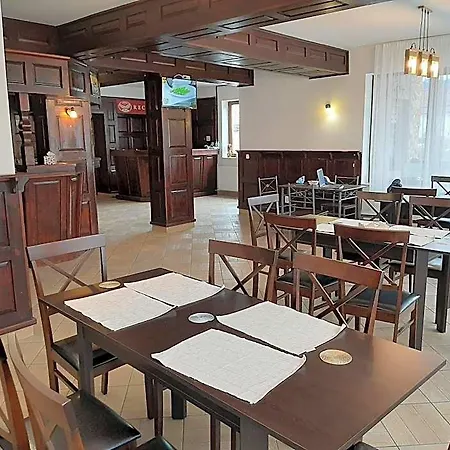 Pensiunea Montan Din Bran,sat Simon Indoor Брашов