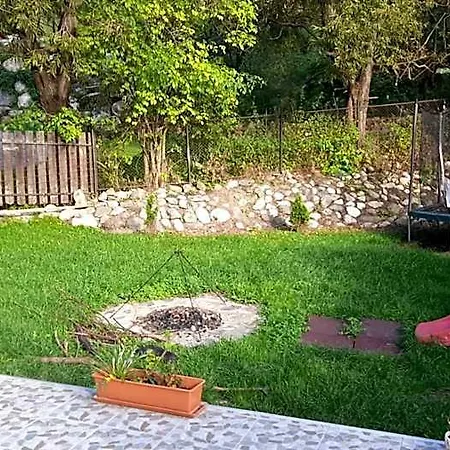 Отель Pensiunea Montan Din Bran,sat Simon Indoor