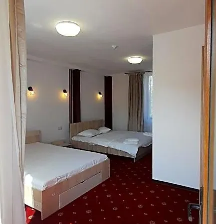 Pensiunea Montan Din Bran,sat Simon Indoor Брашов