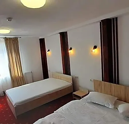 Pensiunea Montan Din Bran,sat Simon Indoor Брашов